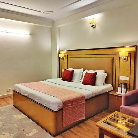 Surya International Hotel Manali Near Mall Road Dış mekan fotoğraf