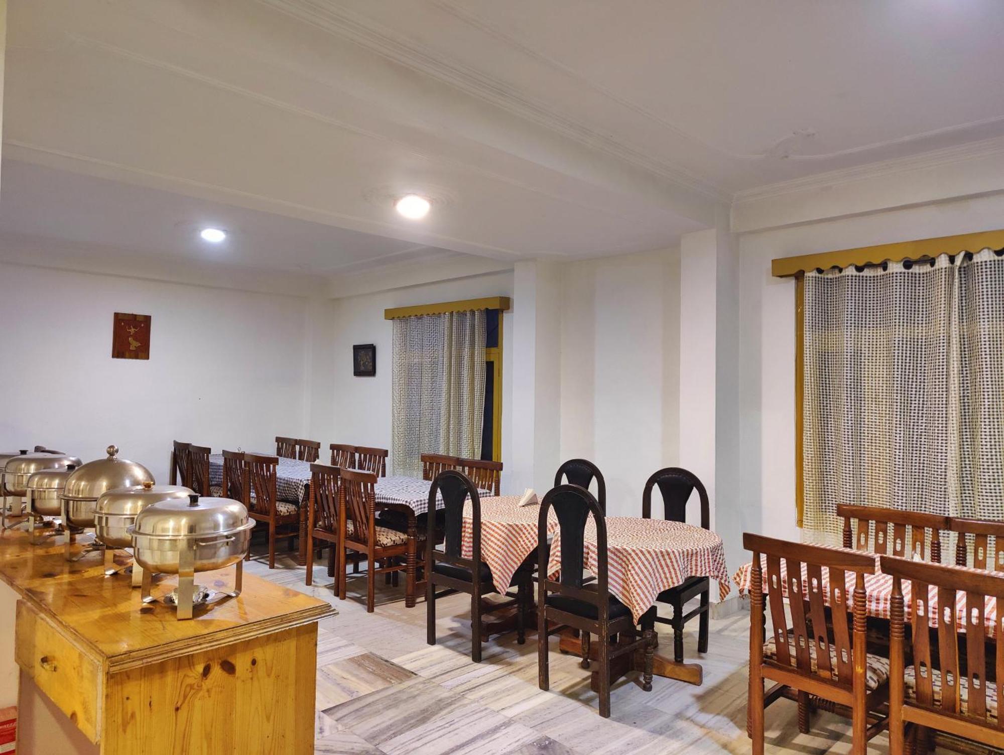 Surya International Hotel Manali Near Mall Road Dış mekan fotoğraf