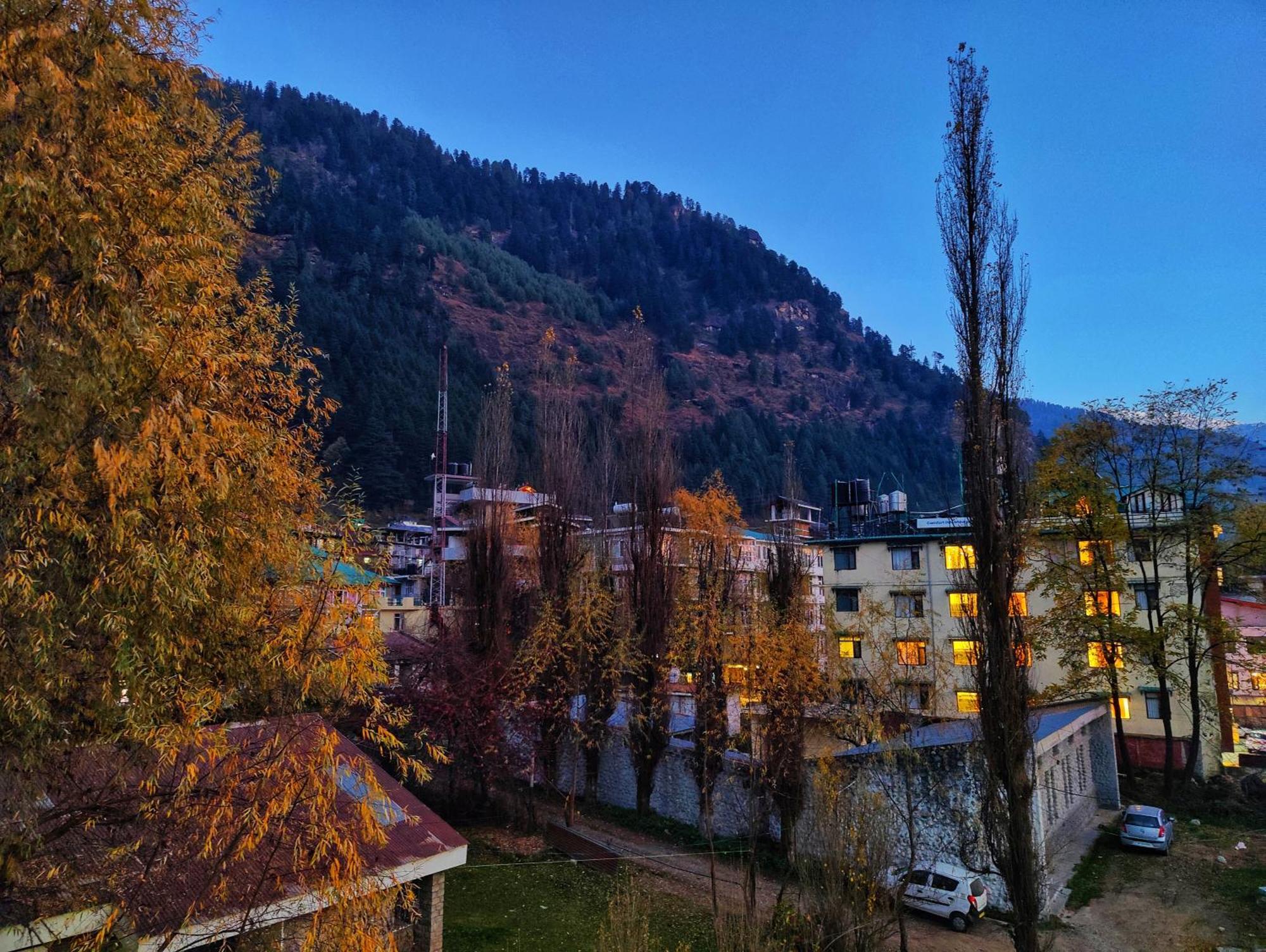 Surya International Hotel Manali Near Mall Road Dış mekan fotoğraf