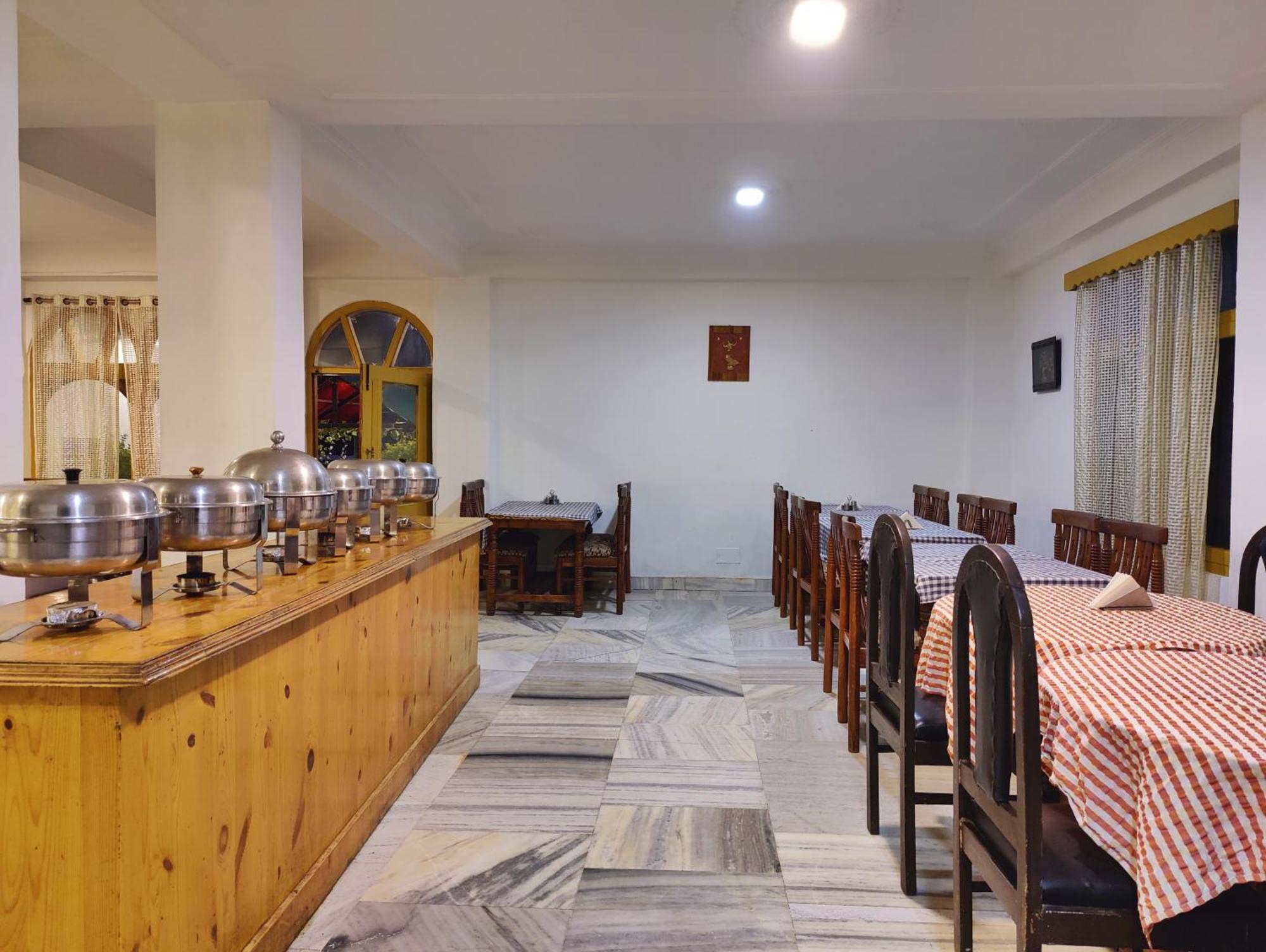 Surya International Hotel Manali Near Mall Road Dış mekan fotoğraf